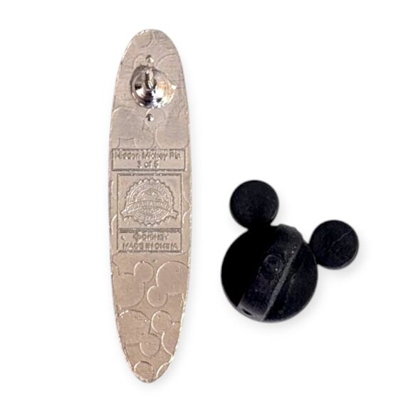 Alice in Wonderland Disney Pin: Cheshire Cat Surfboard - Picture 3 of 5